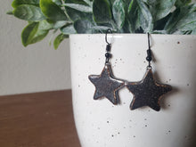 Load image into Gallery viewer, Black Sparkly Star Earrings