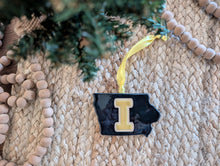 Load image into Gallery viewer, Ornament - Iowa