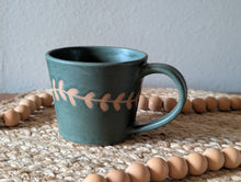 Load image into Gallery viewer, Mug - Green Vine