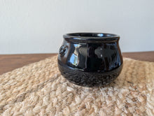 Load image into Gallery viewer, Black Cauldron
