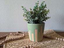 Load image into Gallery viewer, Planter - Small Green