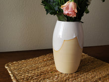 Load image into Gallery viewer, Vase - 3