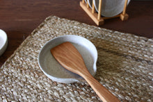 Load image into Gallery viewer, Spoon Rest - Speckled White - Flannel Feather